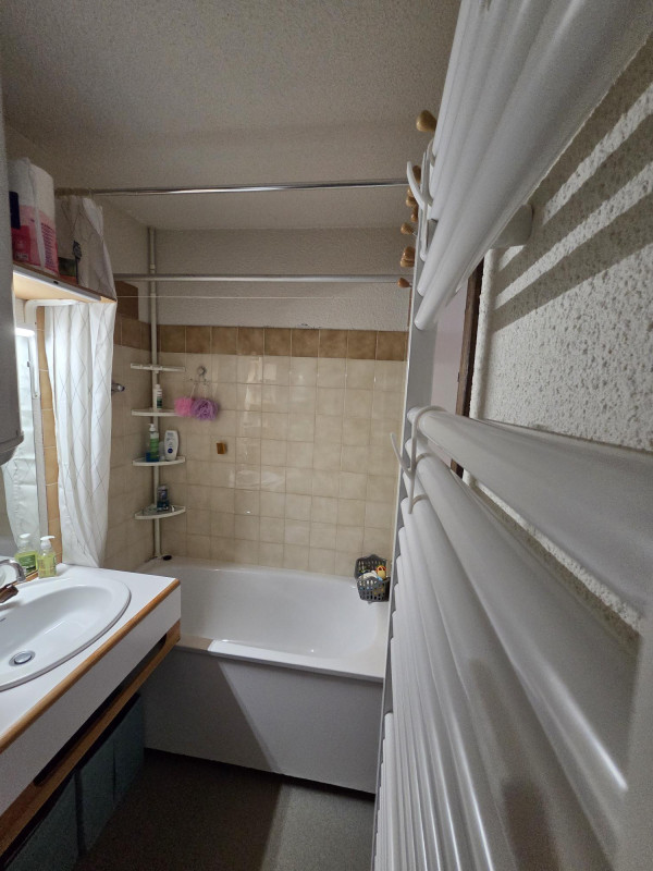 20251214-124617-892557 20251214-124617-892557